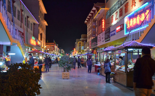 dunhuang nightmarket.jpg